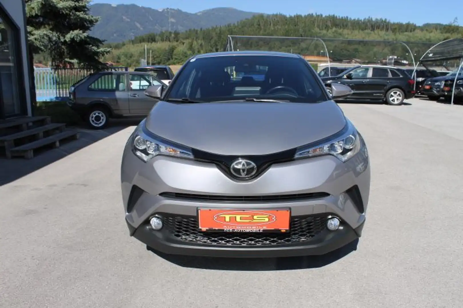 Toyota C-HR 1,2T C-ENTER 4WD CVT Grau - 2