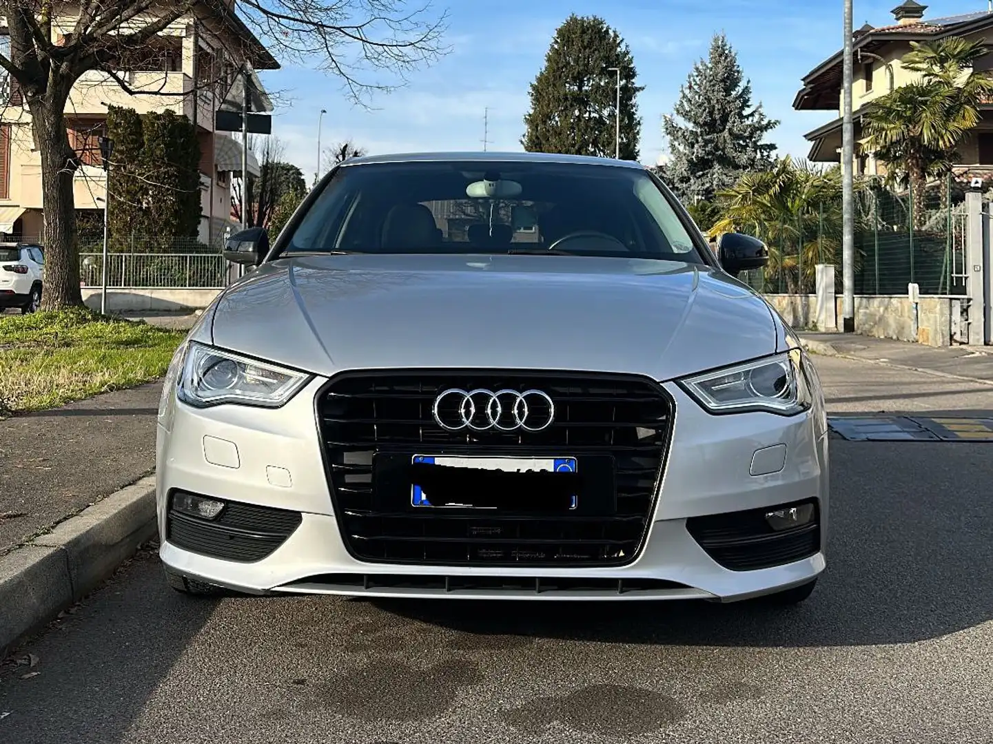 Audi A3 A3 III 2013 3p 1.6 tdi Ambition Srebrny - 2