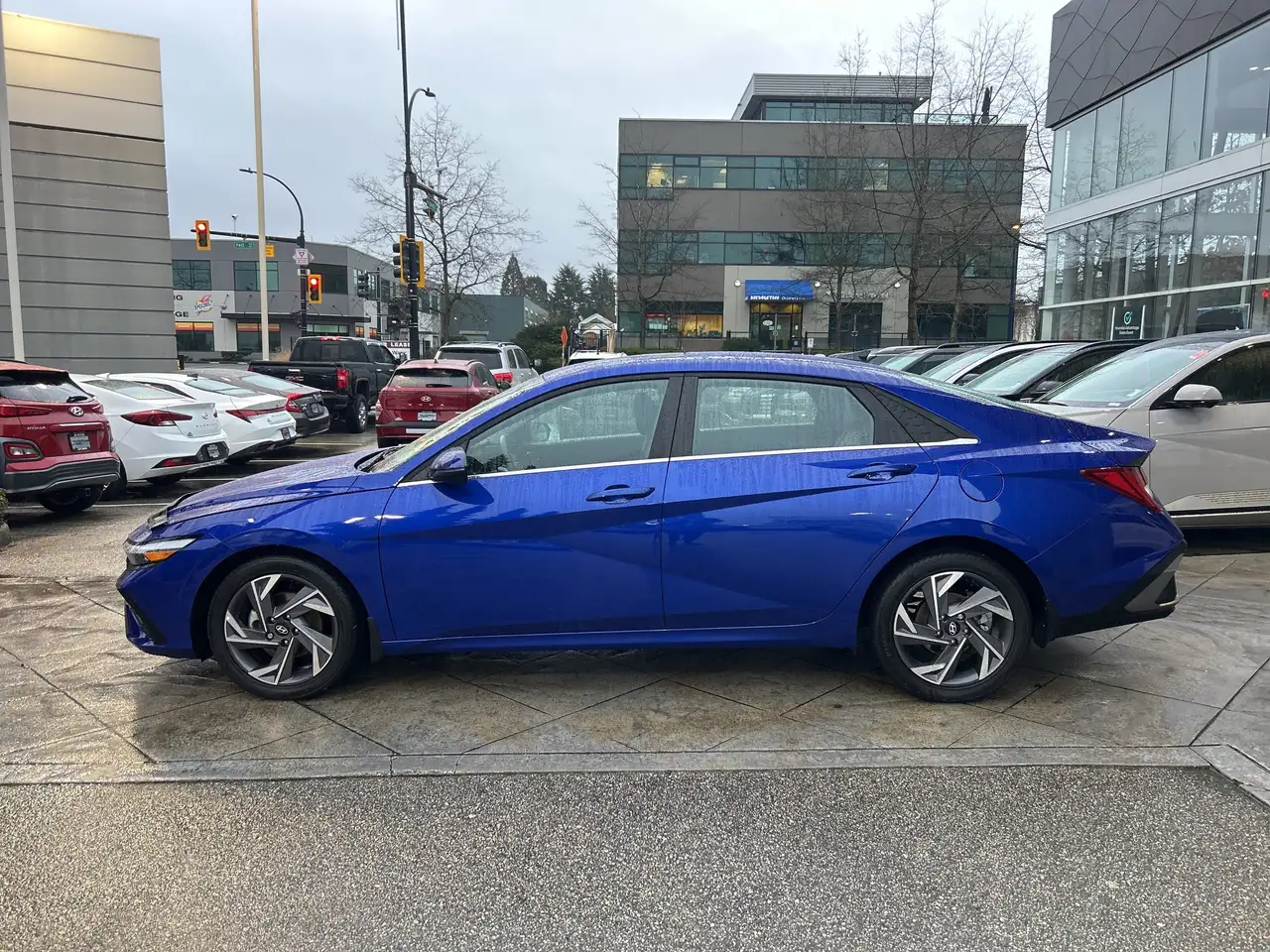 Hyundai ELANTRA снимка Hyundai ELANTRA