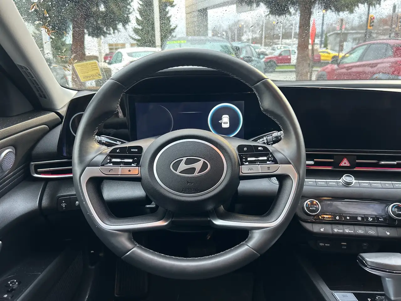 Hyundai ELANTRA снимка Hyundai ELANTRA