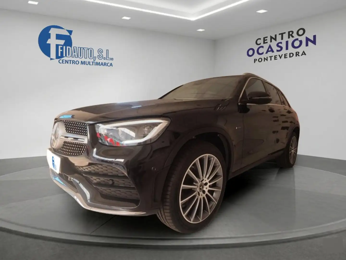 Mercedes-Benz GLC 300 de 4MATIC Negro - 1