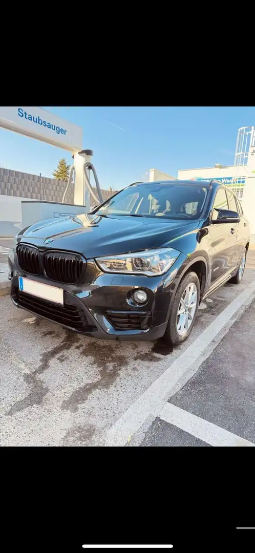 BMW X1 xDrive18d Sport Line Aut. Turboschaden - 1