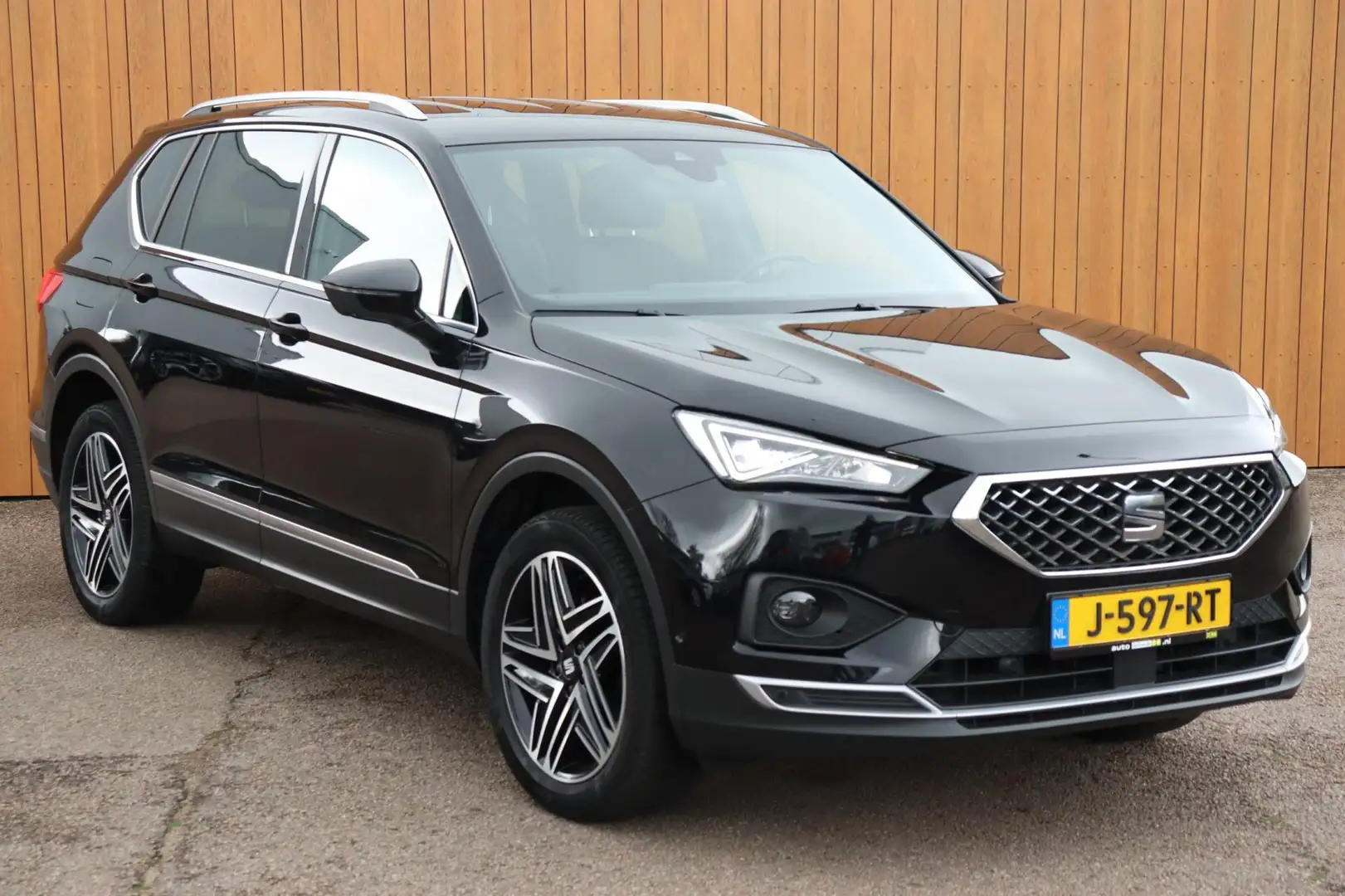 SEAT Tarraco 1.5 TSI Xcellence org. NL-auto Beats camera trekha Zwart - 2