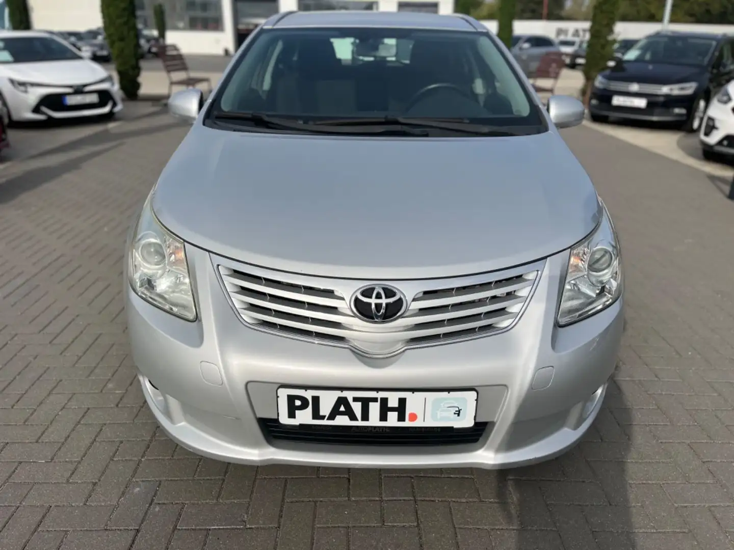 Toyota Avensis Kombi Sol Silber - 2