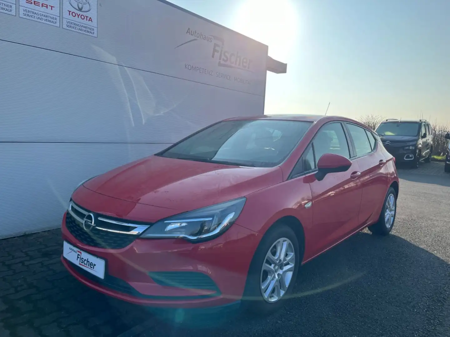 Opel Astra K Lim. 5-trg. Edition Rouge - 1