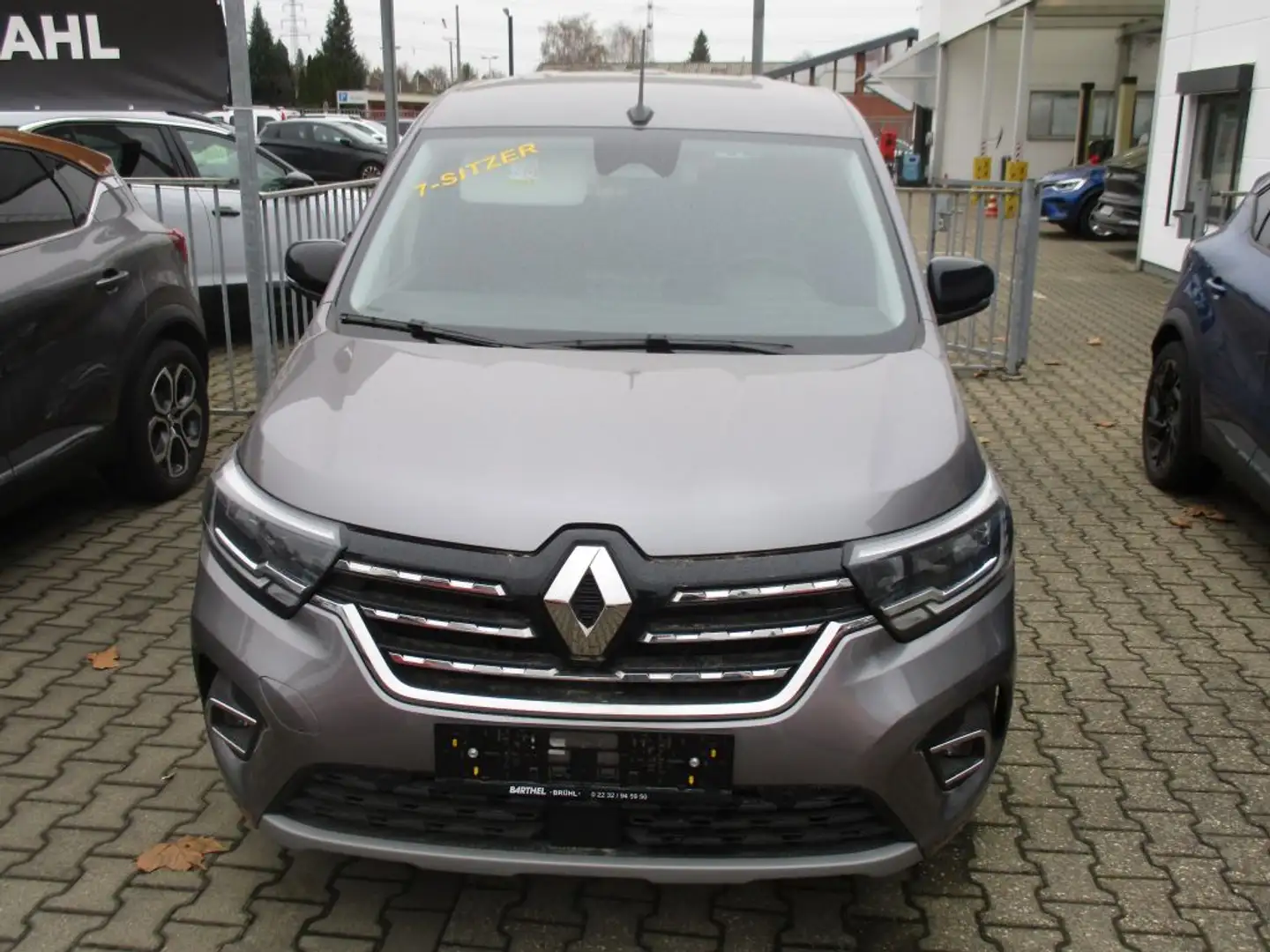 Renault Kangoo Grand TCe 130 EDC Techno Grau - 1