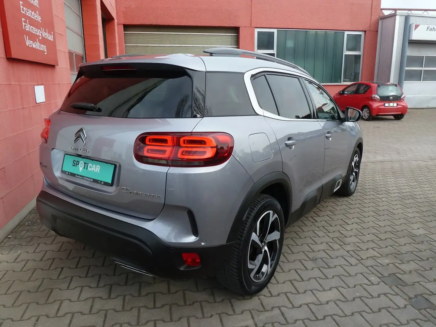 Citroen C5 Aircross P-I-Hybrid 225 e.EAT8 SHINE PACK~Nappa-Leder~SD Grau - 2