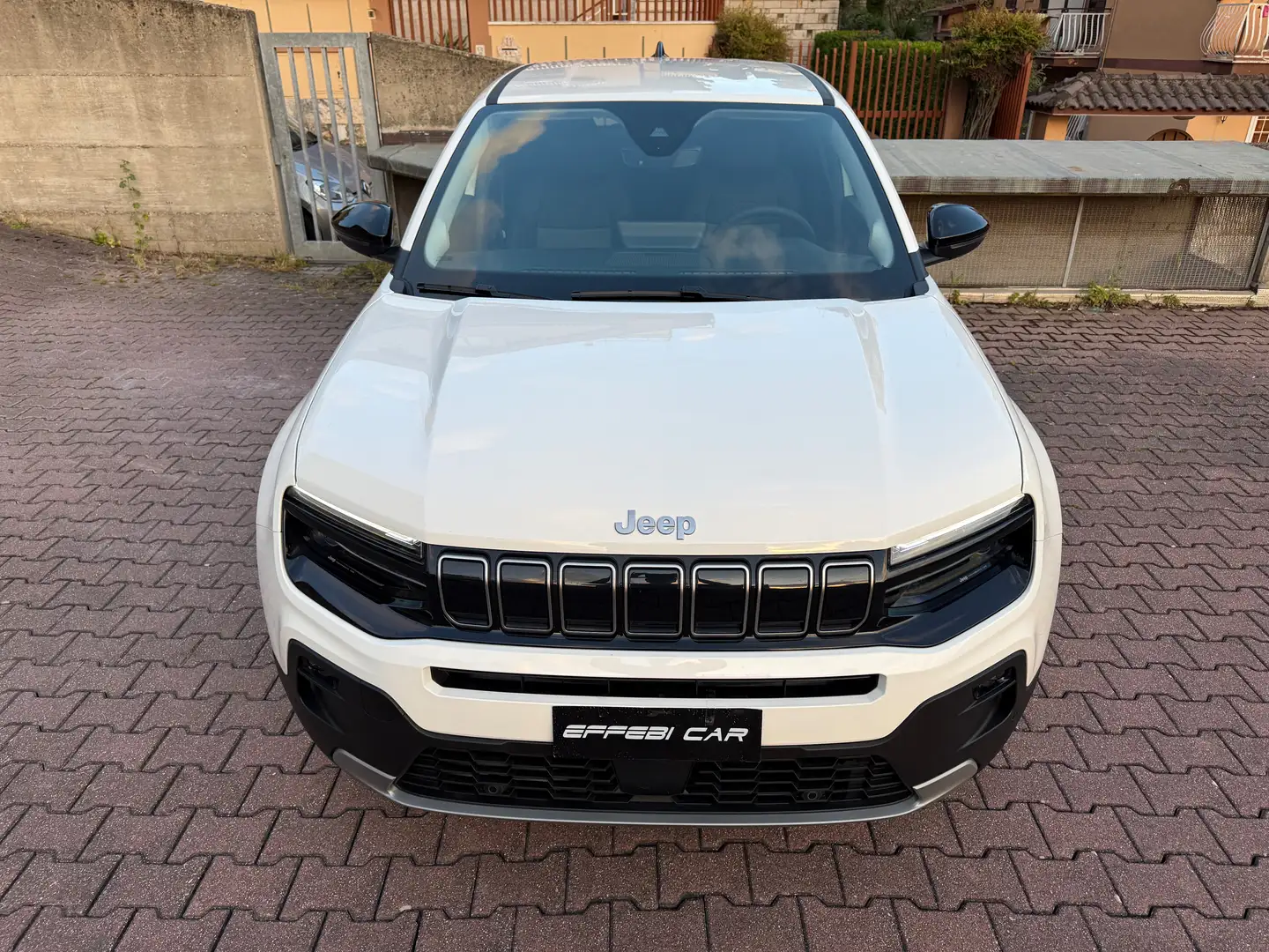 Jeep Avenger 1.2 turbo e-hybrid Summit fwd 110cv edct6 PROMO! Blanc - 2