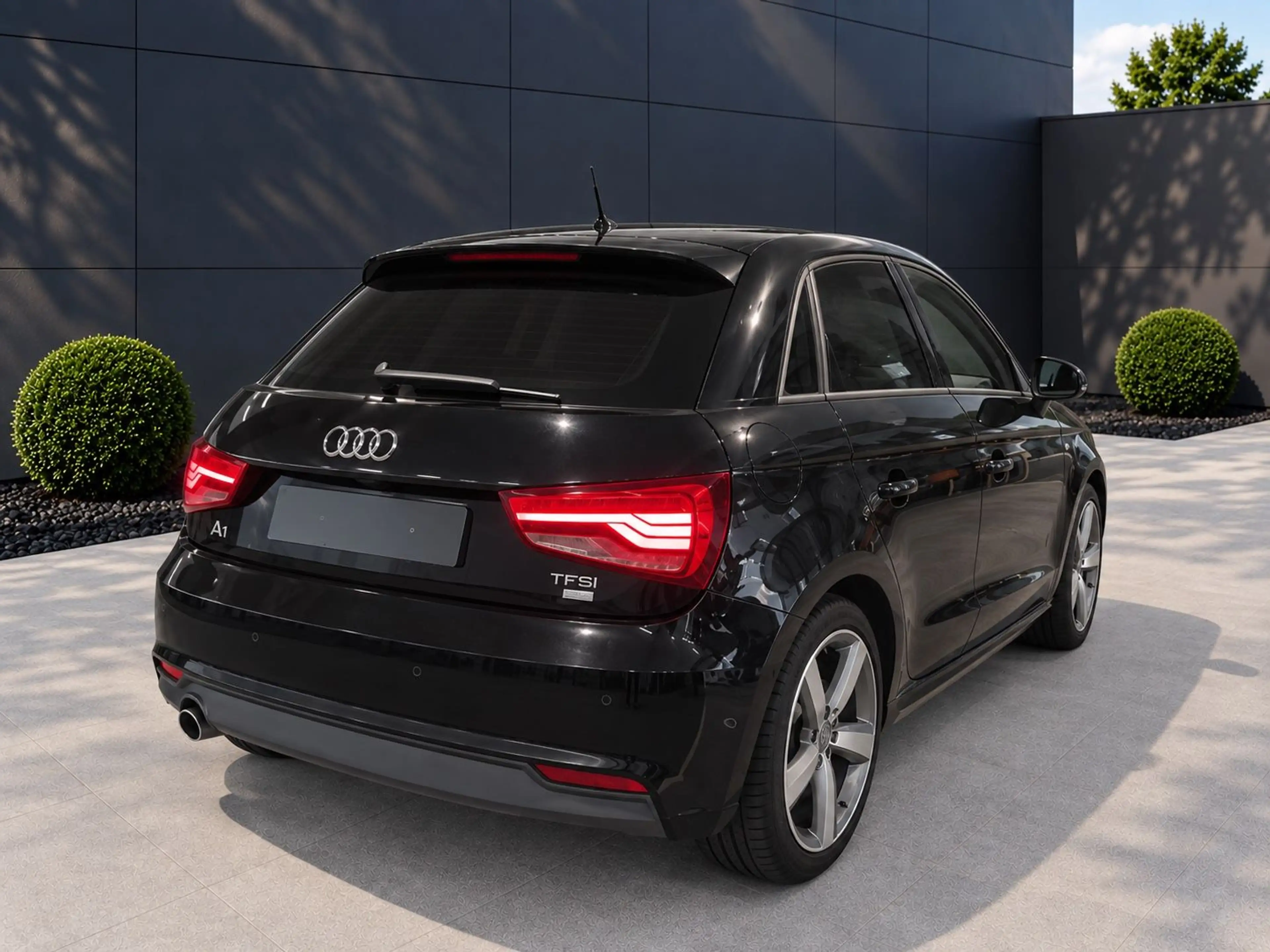 Audi A1 Sportback sport S LINE *LED LICHT* 19% MwSt — photo 6