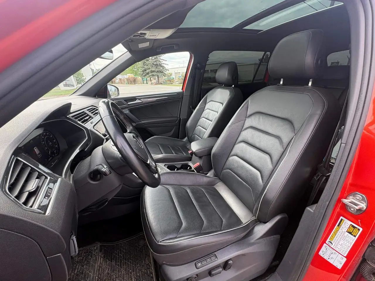 Volkswagen Tiguan снимка Volkswagen Tiguan