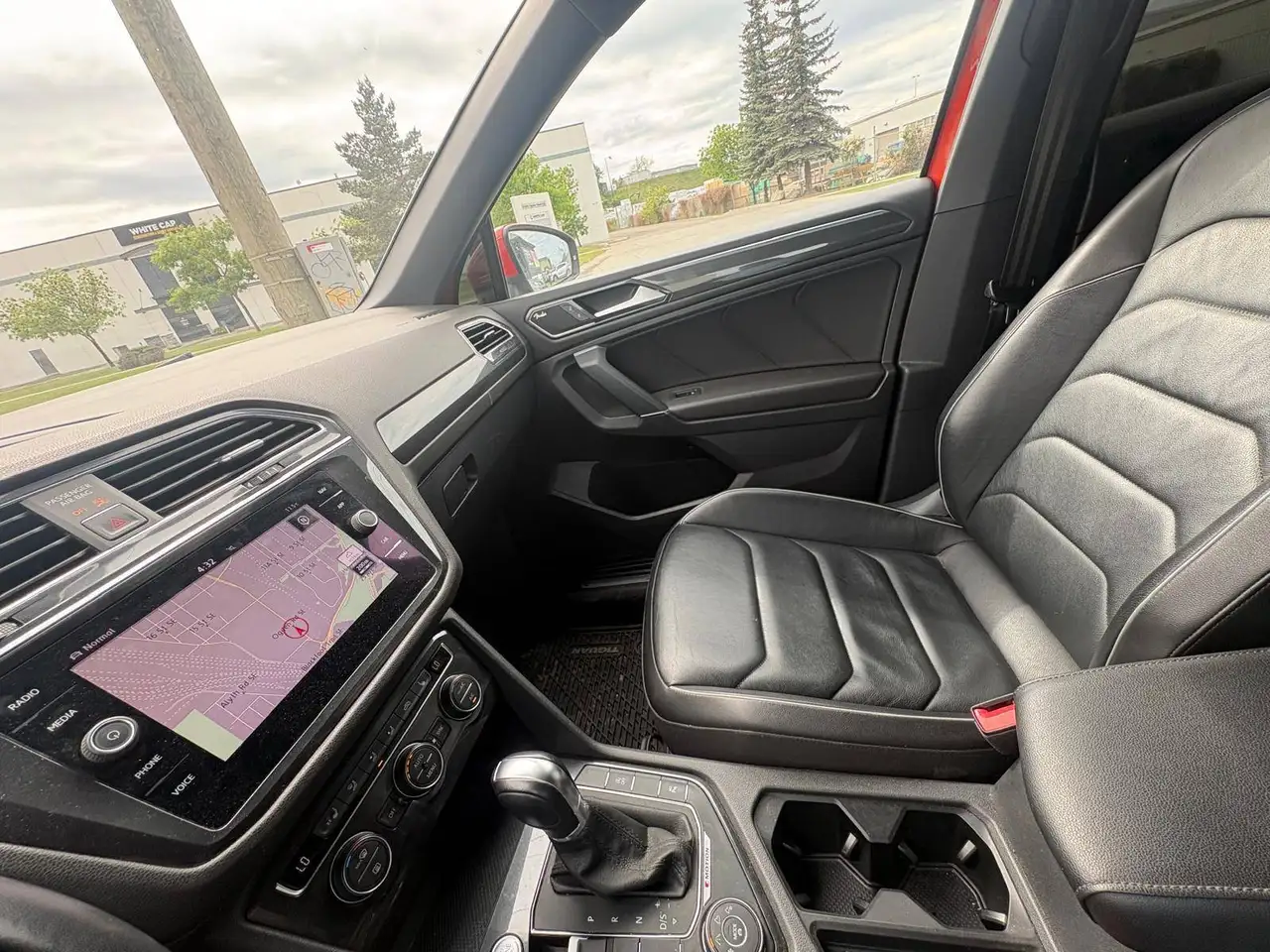 Volkswagen Tiguan снимка Volkswagen Tiguan