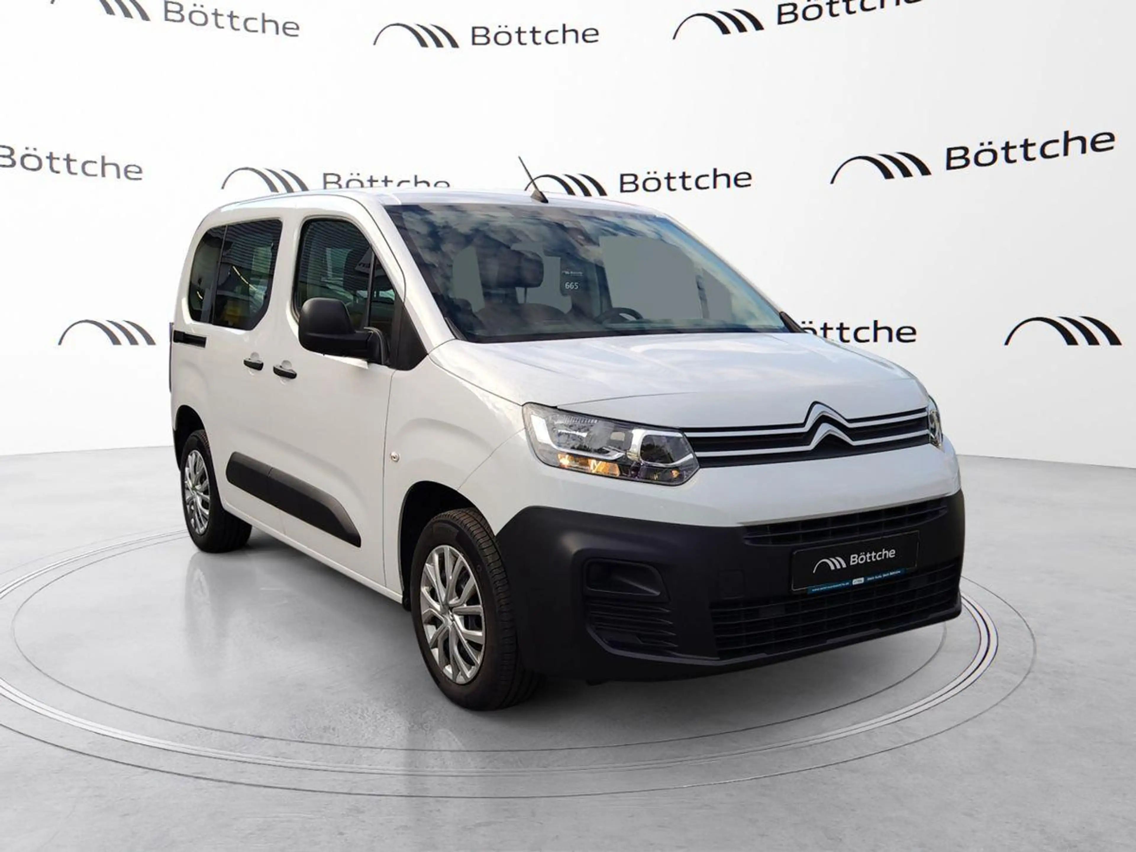 Citroen Berlingo 1.2 12V e-THP / PureTech — photo 5