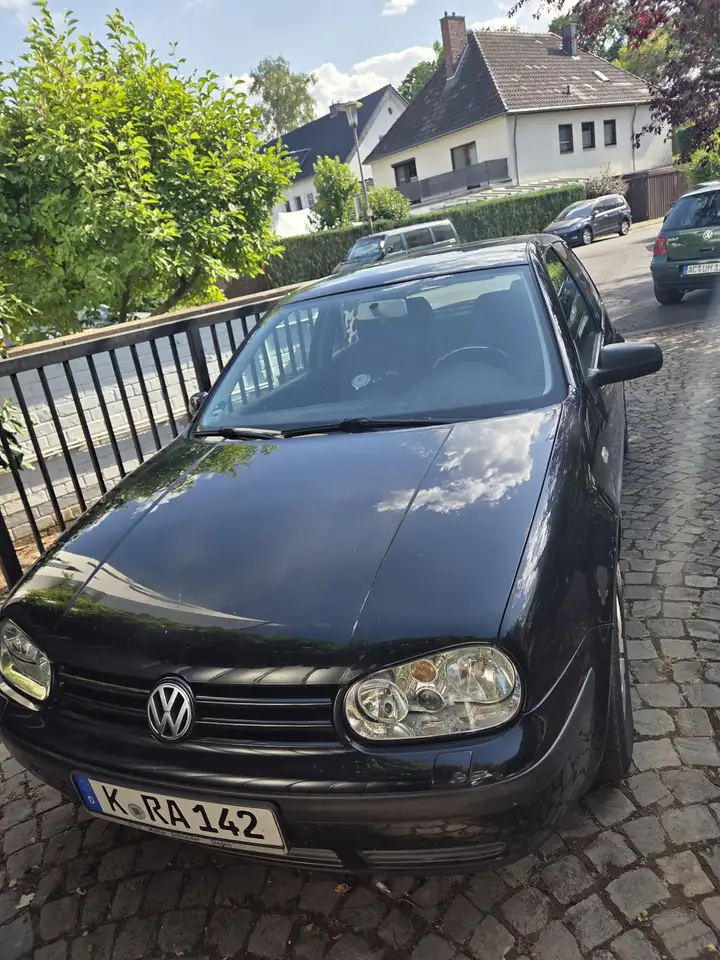 Volkswagen Golf 1.6 Special, foto 1