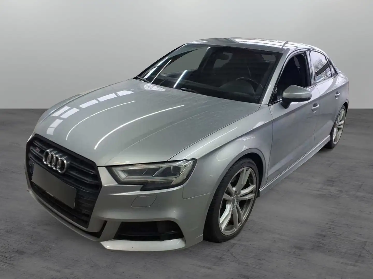 Audi S3 2.0TFSI quattro S-tronic / B&O, LED Silber - 2
