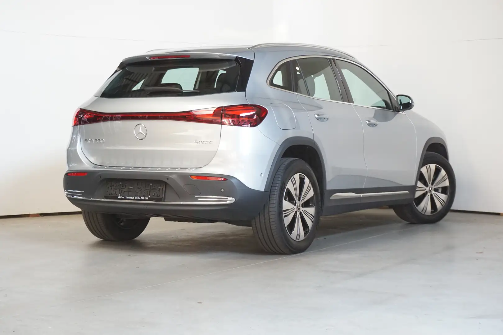 Mercedes-Benz EQA 350 Panoramisch dak Zilver - 2