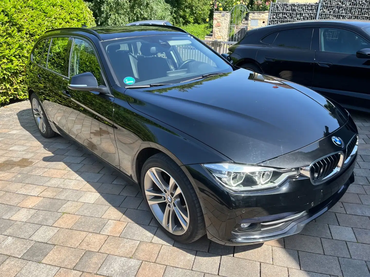 BMW 320 d SP Line SAG NavPR LED Pano Hifi AHK  18" Siyah - 1