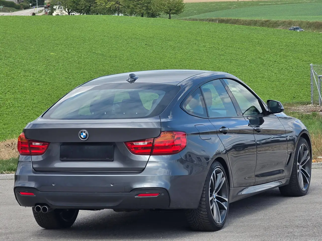 BMW 330 d xDrive – Bild 2