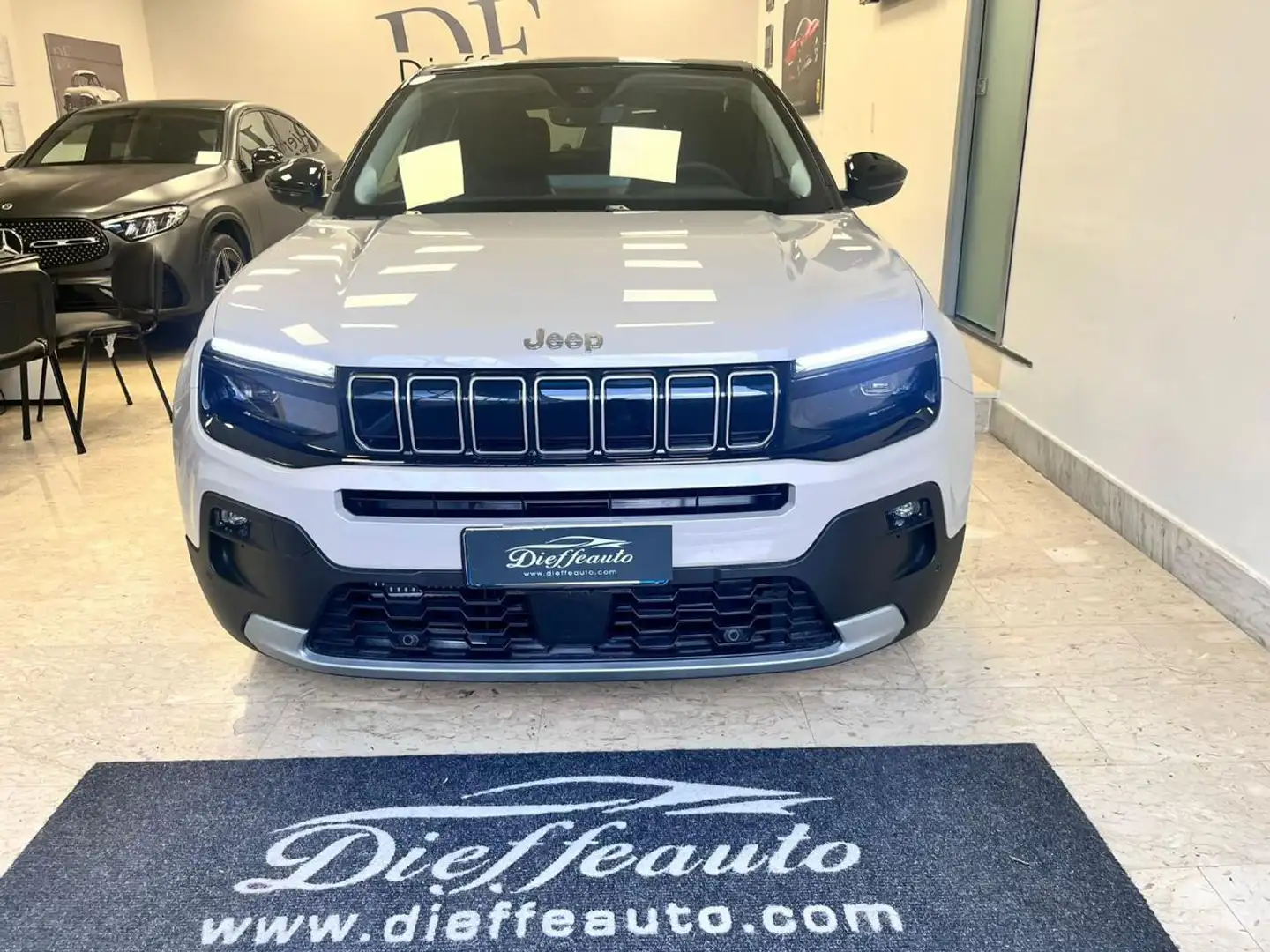 Jeep Avenger 1.2 Turbo 110 CV MHEV Hybrid  Summit Beige - 2