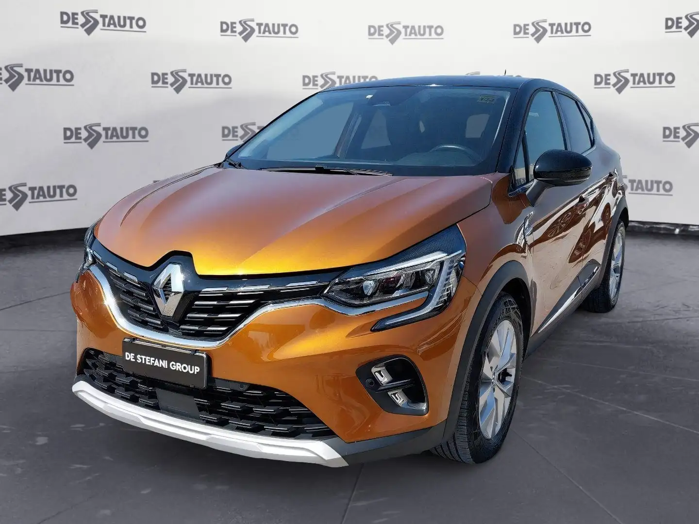 Renault Captur Captur 1.6 E-Tech hybrid Intens 145cv auto Arancione - 1