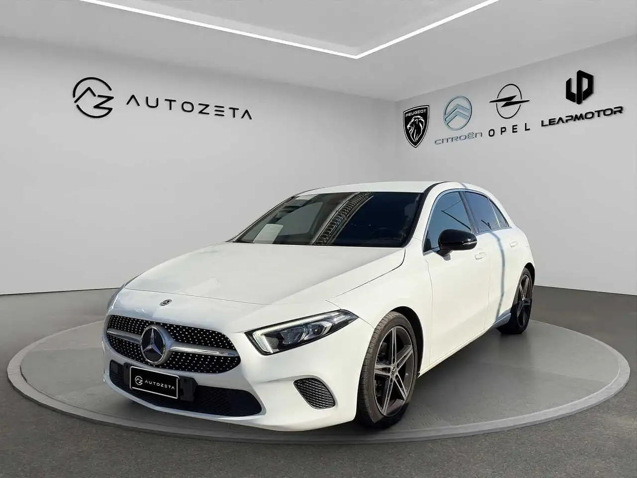 Mercedes-Benz A 180