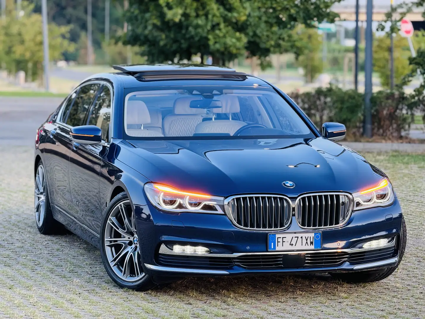 BMW 740 740Le  Eccelsa Strafull   1 of 100 Modrá - 1