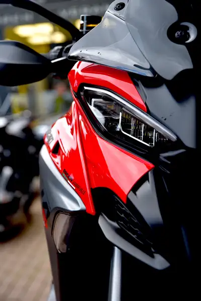 Ducati MULTISTRADA V4 S - foto 7