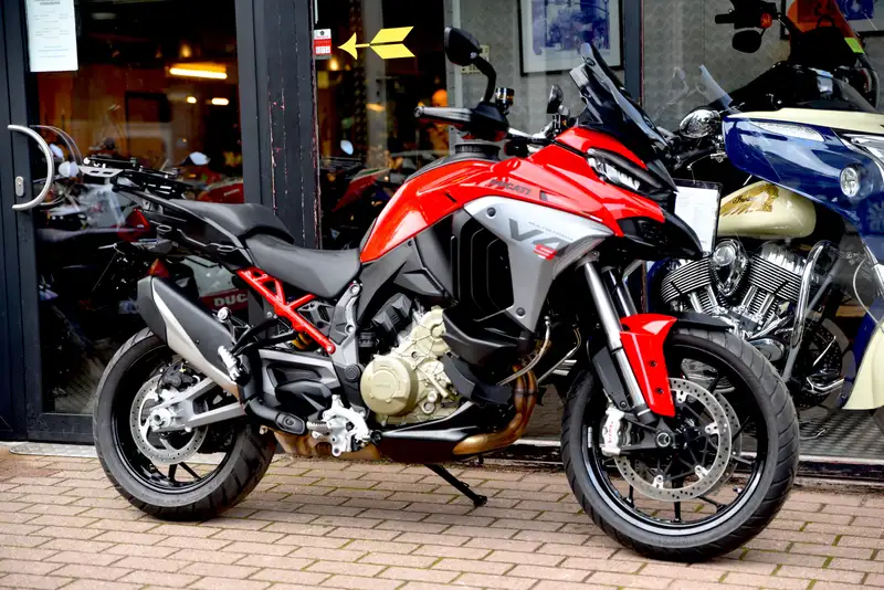 Ducati MULTISTRADA V4 S
