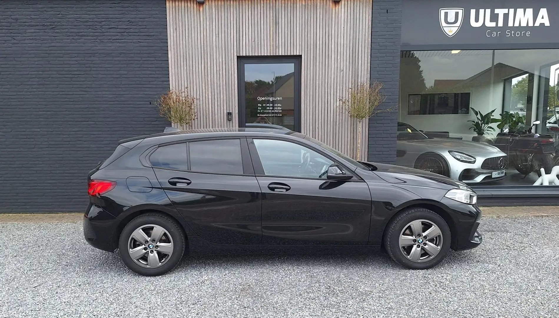 BMW 116 AUTOMAAT/NAVI/LED/VERW ZETELS/APS/PRIVACY GLASS Noir - 1