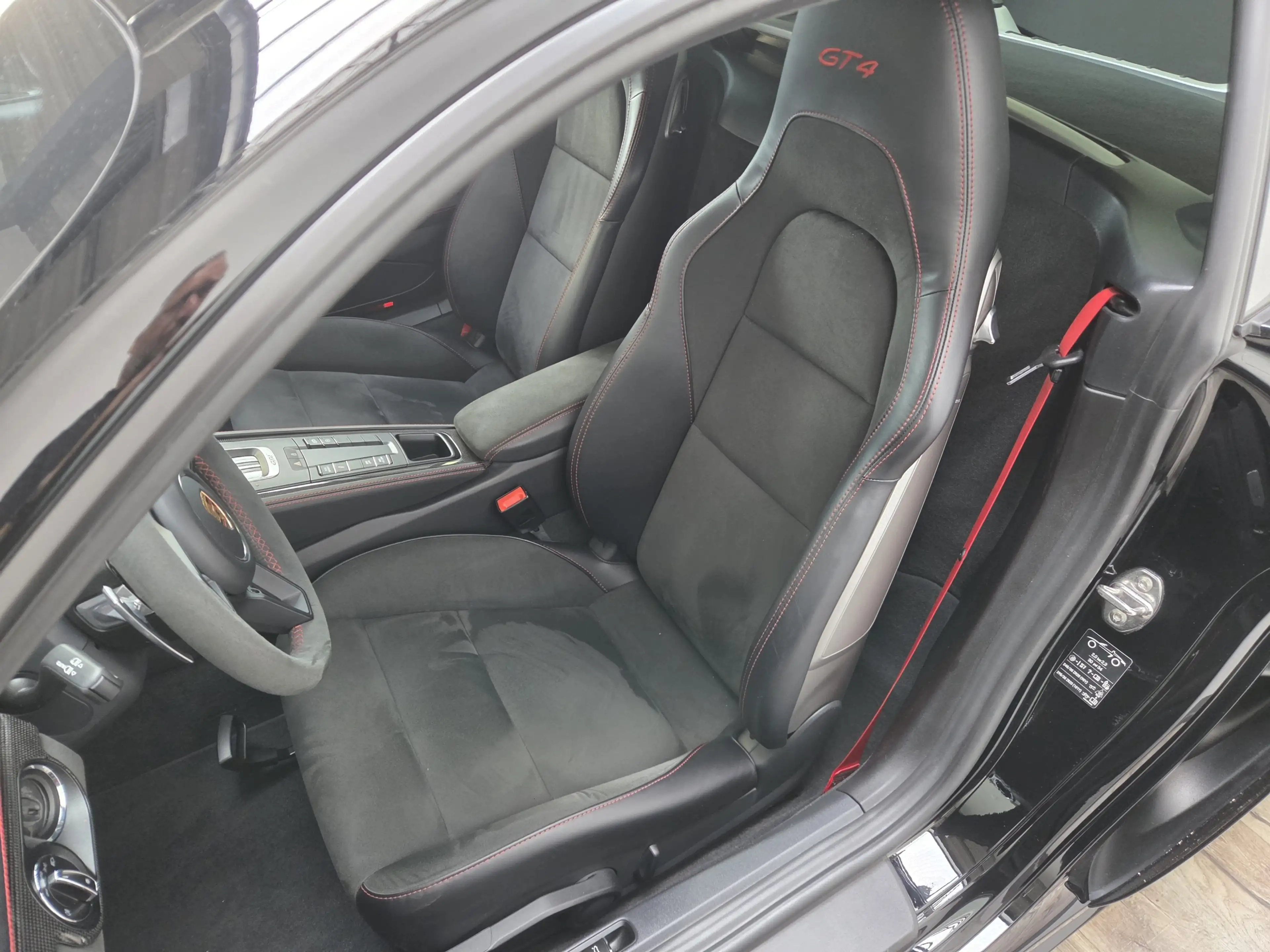 Porsche 718 Cayman GT4 PDK Bose Chrono PDLS Carbon — photo 12