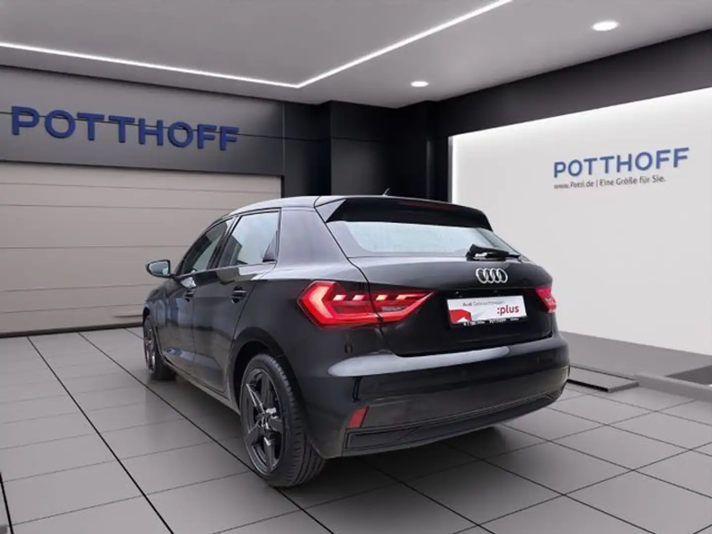 Audi A1 25 TFSI PDC SITZHZG KLIMA LED Schwarz - 2