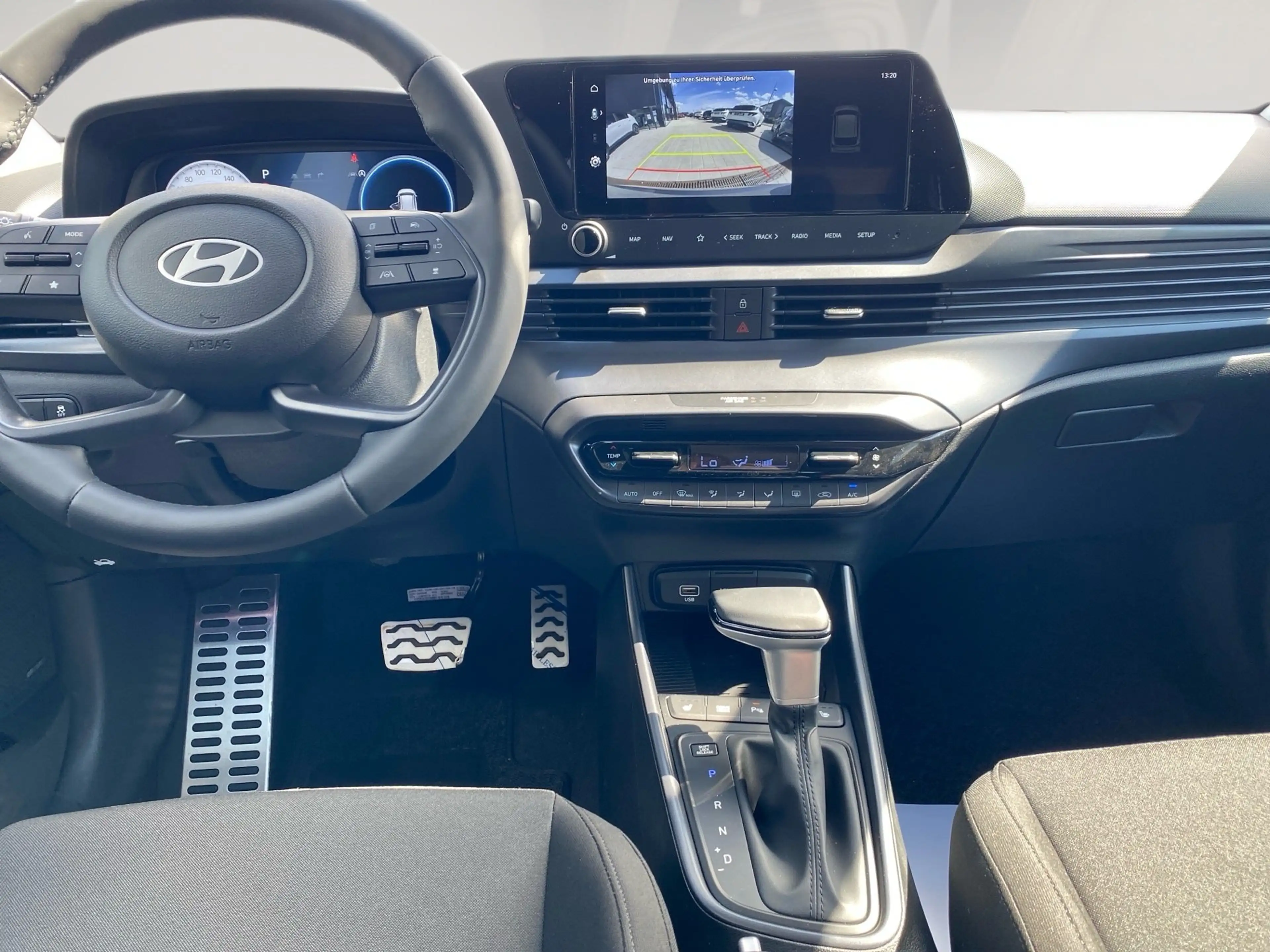 Hyundai BAYON FL 1.0L 7-DCT 2WD Prime Assistenzpaket — photo 11