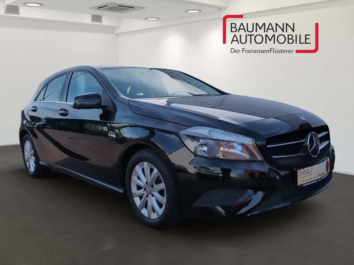 Mercedes-Benz A 180 BlueEfficiency PDC, Navi, SHZ Schwarz - 2