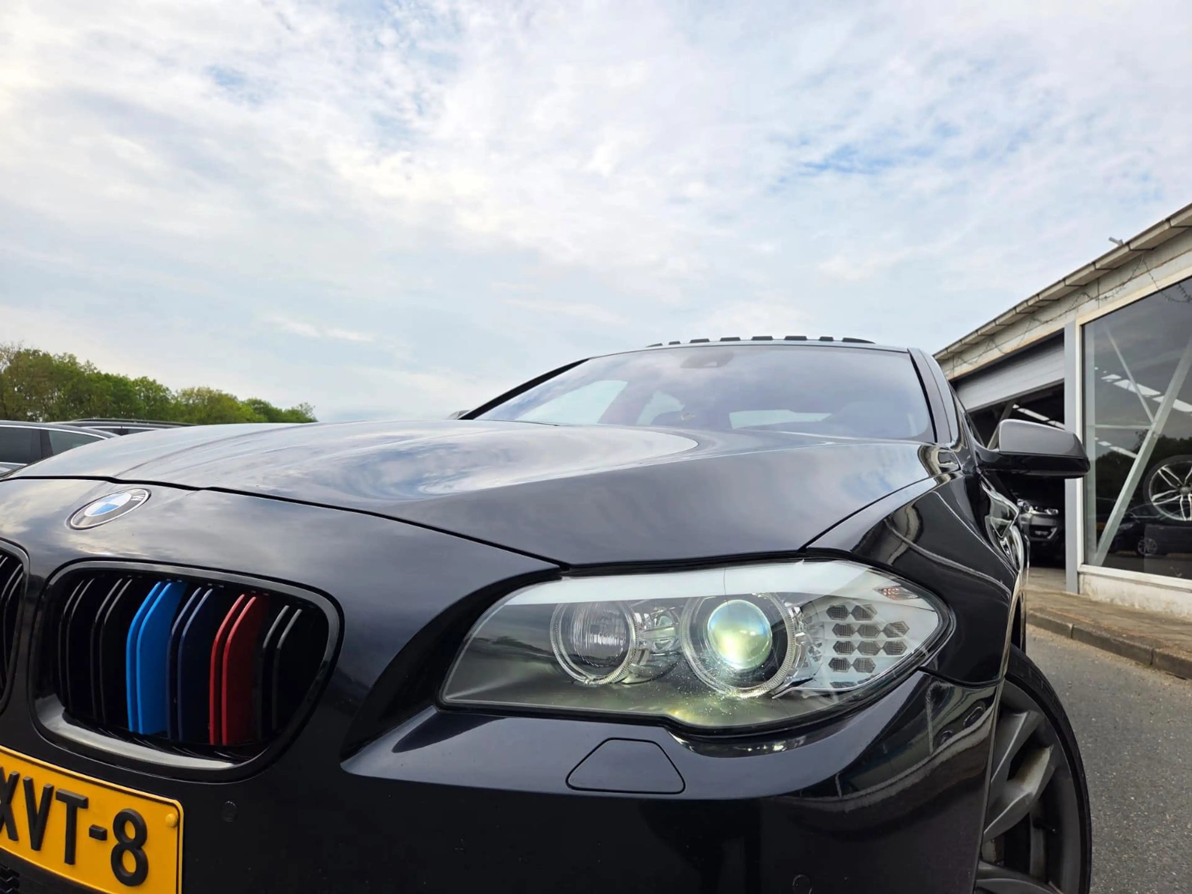 BMW M550 5-serie Xdrive Individual Schwarz Pakket! — photo 7