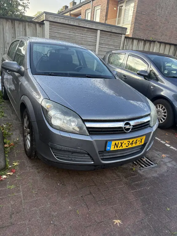 Opel Astra 2006 из Европы — купить под ключ