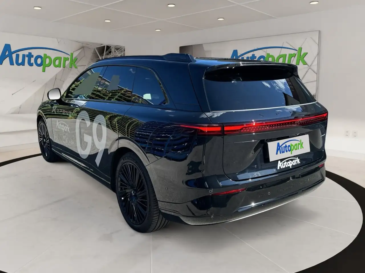 XPENG G9