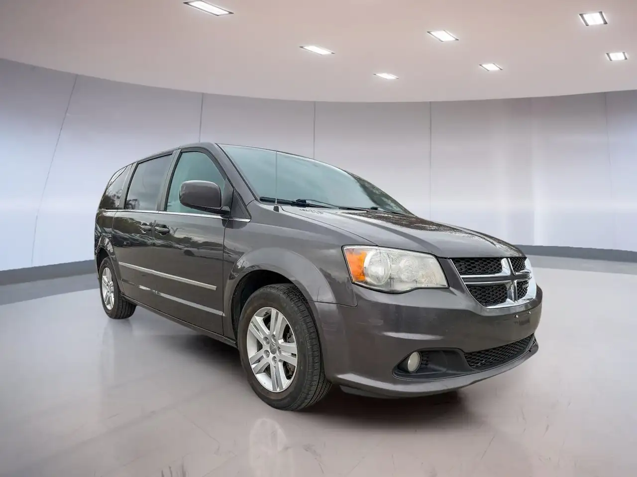 Dodge Grand Caravan снимка Dodge Grand Caravan