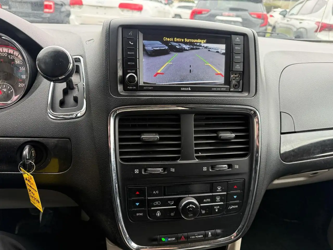 Dodge Grand Caravan снимка Dodge Grand Caravan