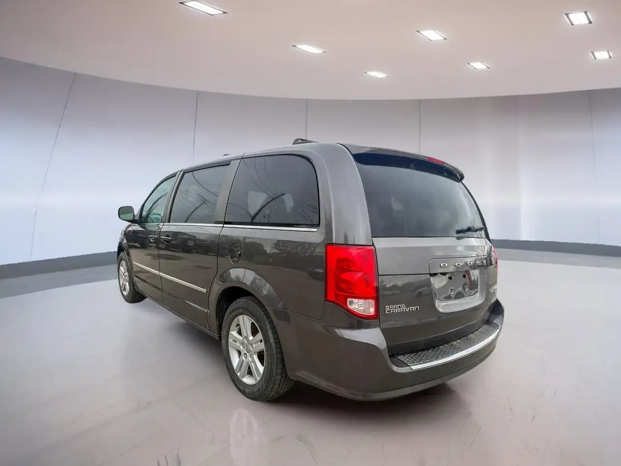 Dodge Grand Caravan снимка Dodge Grand Caravan