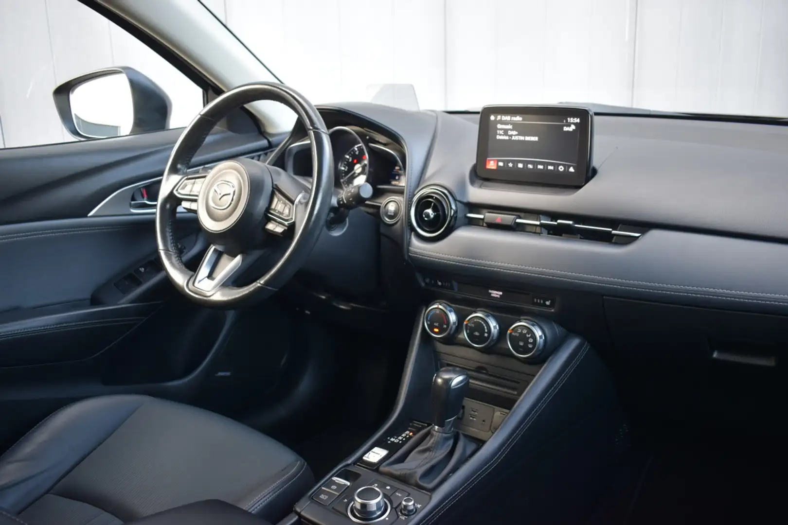 Mazda CX-3 2.0 SkyActiv-G 150pk Automaat AWD GT-M LED | Half Zwart - 2