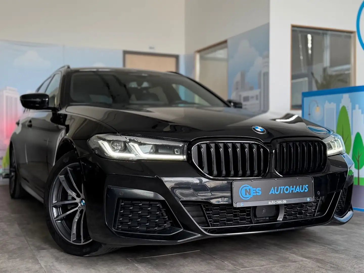 BMW 520 d xDr*ACC*M SPORT*HARMAN*M SITZE*KAM*AD LED* Noir - 2