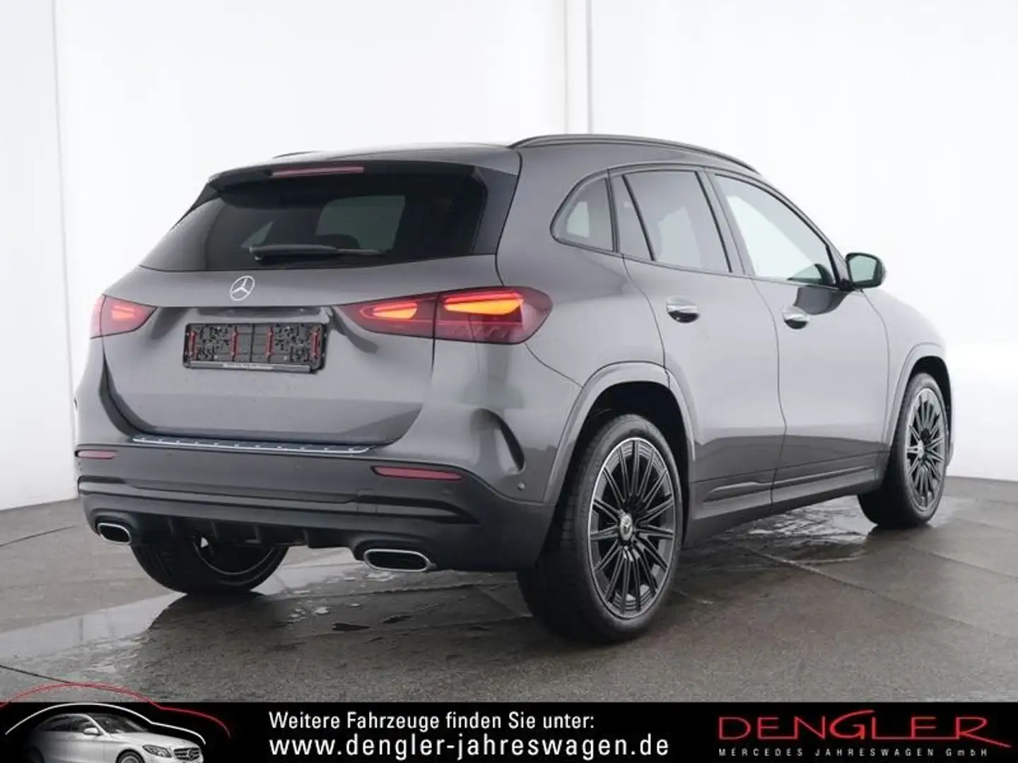 Mercedes-Benz GLA 200 RFK*KEYLESS*NIGHT*20ZOLL AMG Line Adv. + Grau - 2