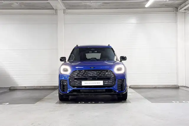 MINI Countryman view 5