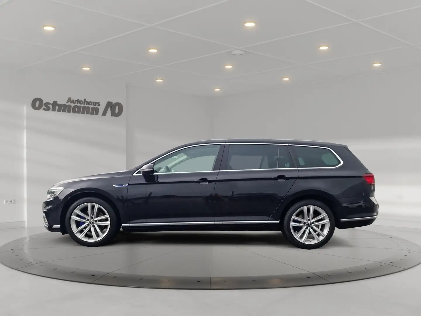 Volkswagen Passat Variant GTE 1.4 TSI R-Line AHK Massage 360 Schwarz - 2