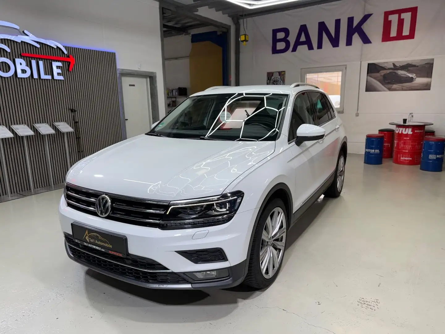 Volkswagen Tiguan Highline 4Motion Abstand LED 20* PDC AHK Weiß - 2