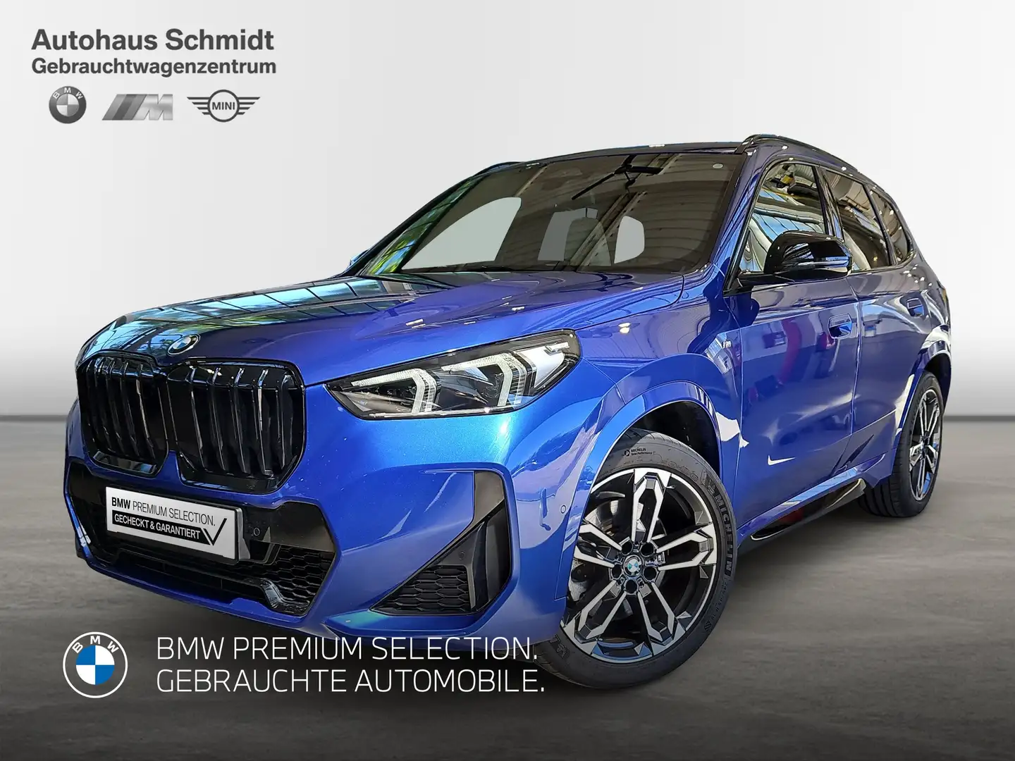 BMW X1 xDrive23i M Sportpaket HK HiFi DAB LED Shz Blauw - 1