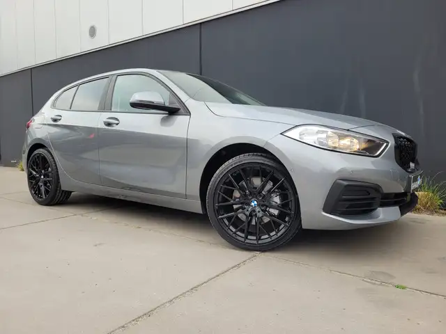 BMW 1 Series main image