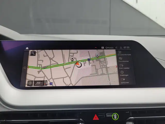 BMW 1 Series view 13