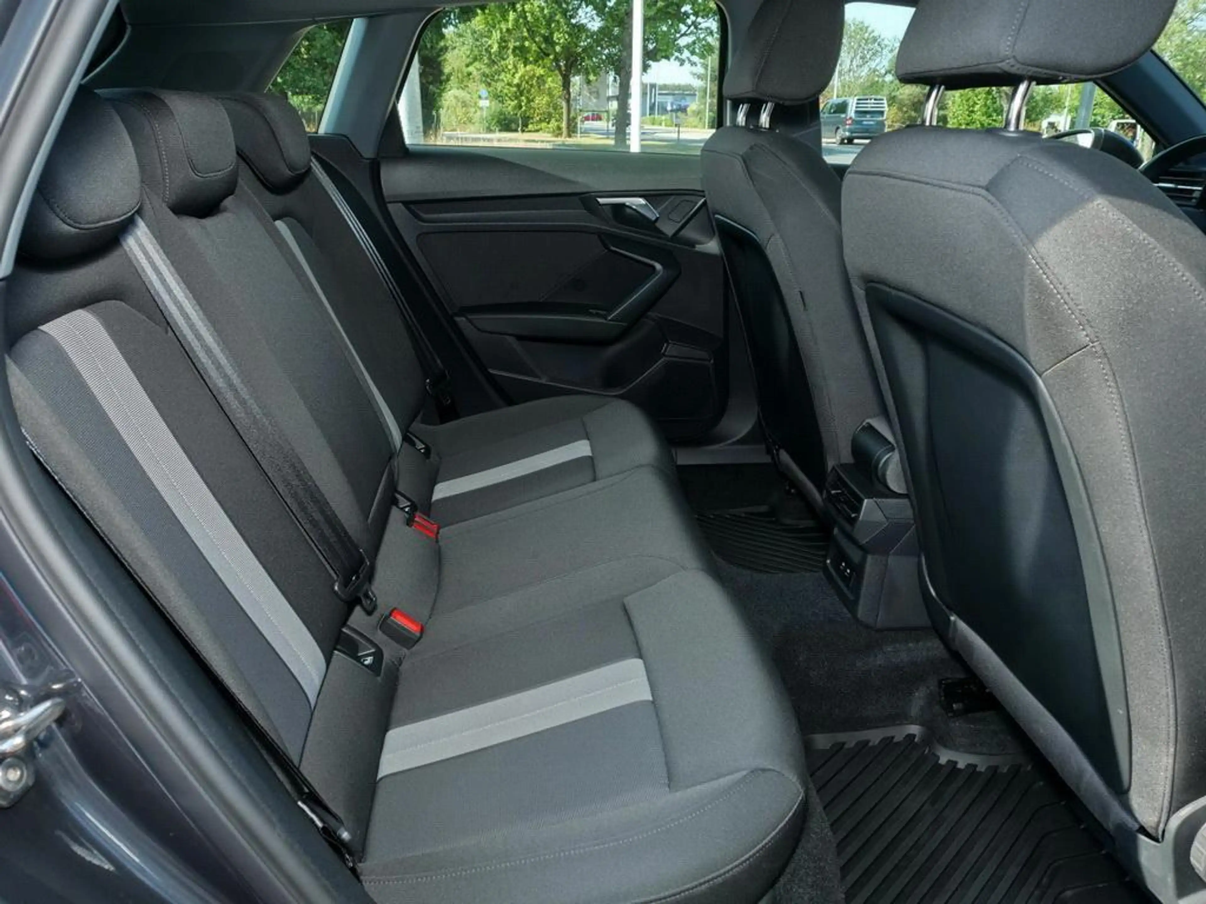 Audi A3 advanced 35TFSI S-tronic ACC+MATRIX — photo 5