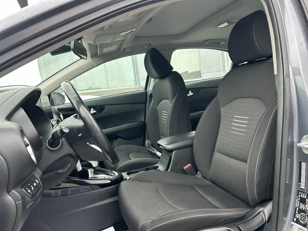 Kia Forte снимка Kia Forte