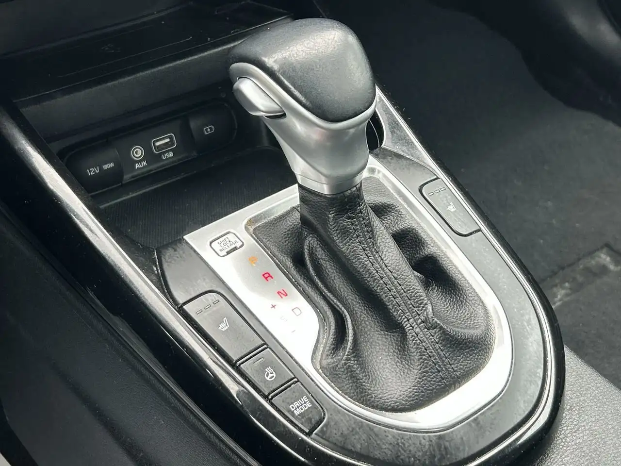Kia Forte снимка Kia Forte